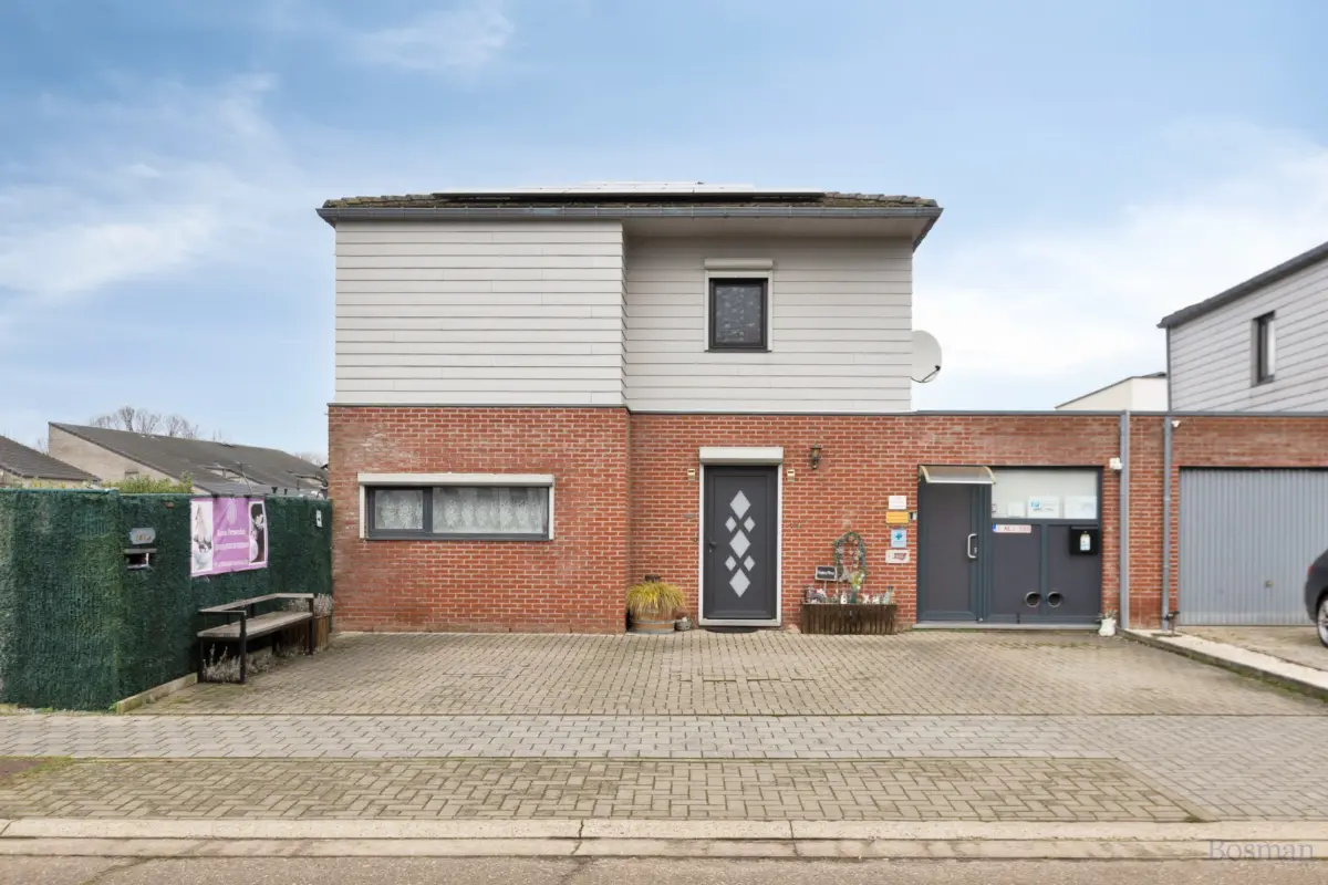 Huis te  koop in Tessenderlo 3980 338000.00€ 3 slaapkamers m² - Zoekertje 649738