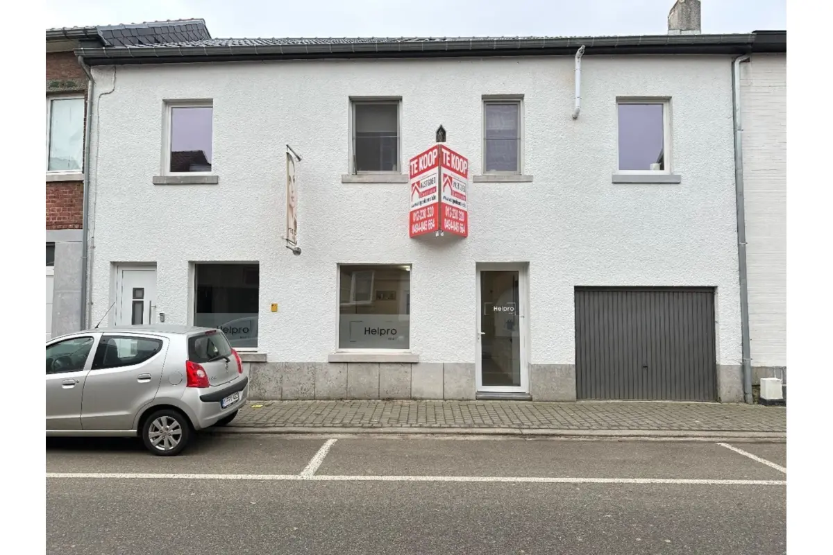Handelszaak te  koop in Tongeren 3700 240000.00€  slaapkamers m² - Zoekertje 650644