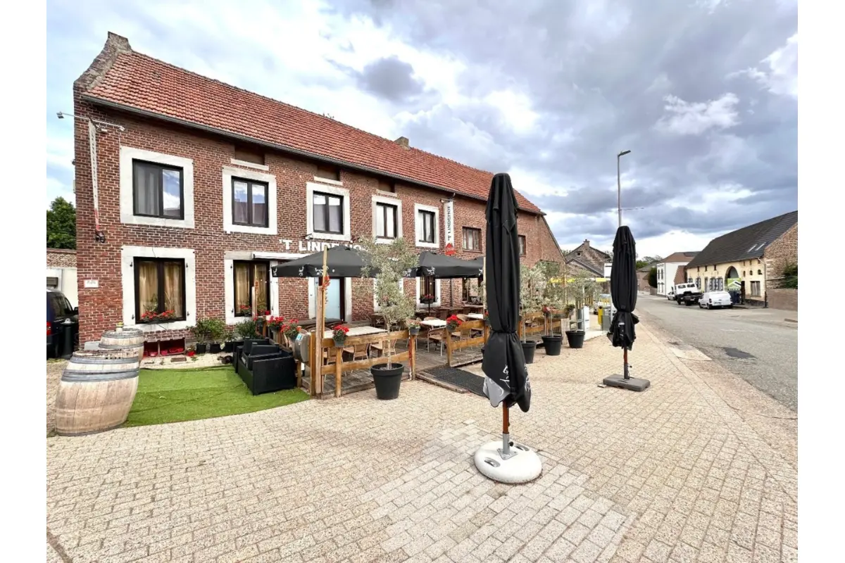 Huis te  koop in Tongeren 3700 285000.00€  slaapkamers m² - Zoekertje 651759