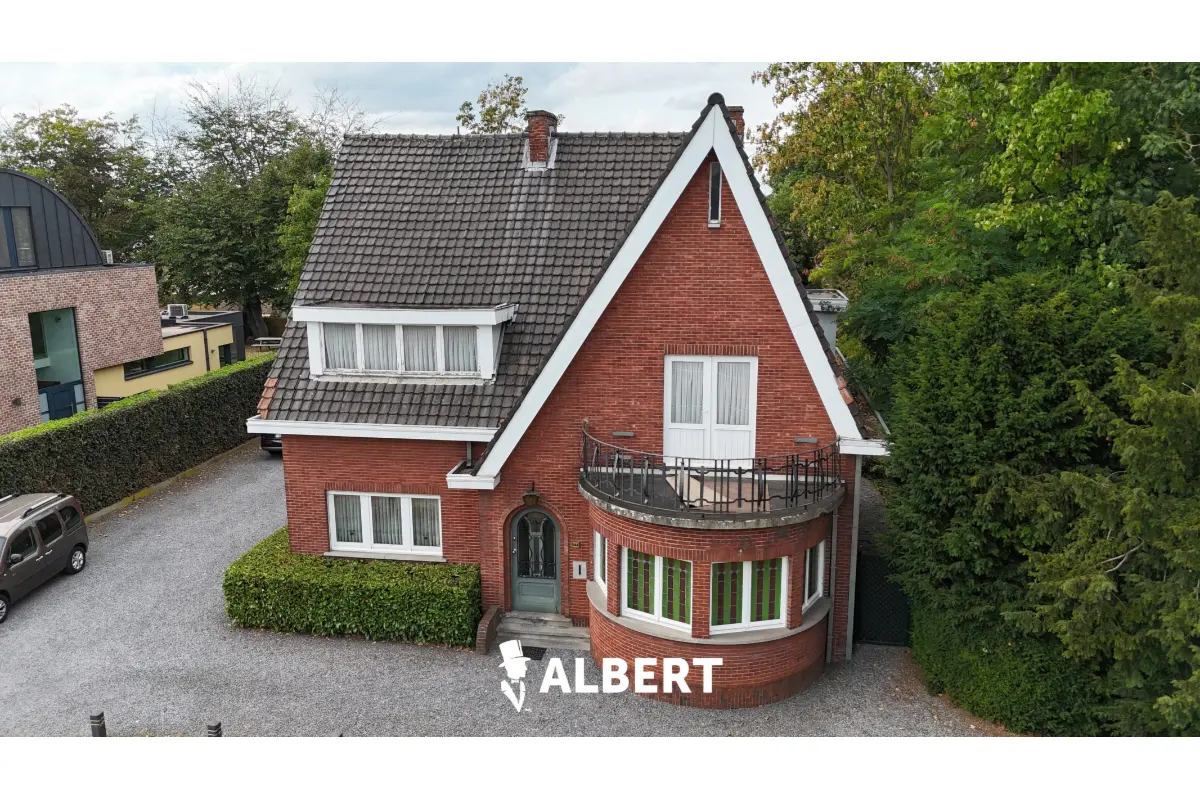 Huis te  koop in Hasselt 3500 399500.00€ 5 slaapkamers 277.00m² - Zoekertje 656086