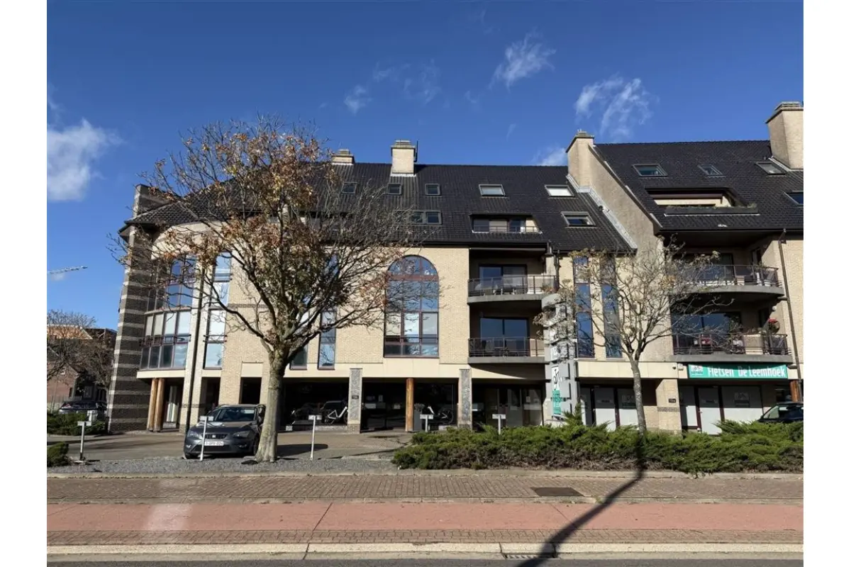 Appartement te  koop in Maaseik 3680 349000.00€ 4 slaapkamers 180.00m² - Zoekertje 652652