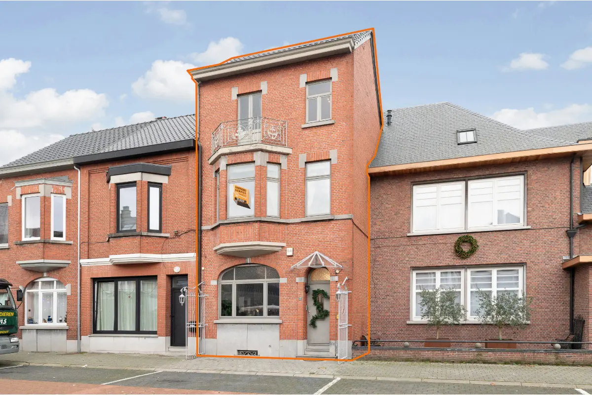 Herenhuis te  koop in Leopoldsburg 3970 429000.00€ 3 slaapkamers 234.00m² - Zoekertje 654171