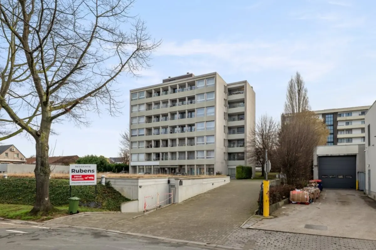 Handelszaak te  koop in Sint-Truiden 3800 279000.00€  slaapkamers 153.00m² - Zoekertje 654319