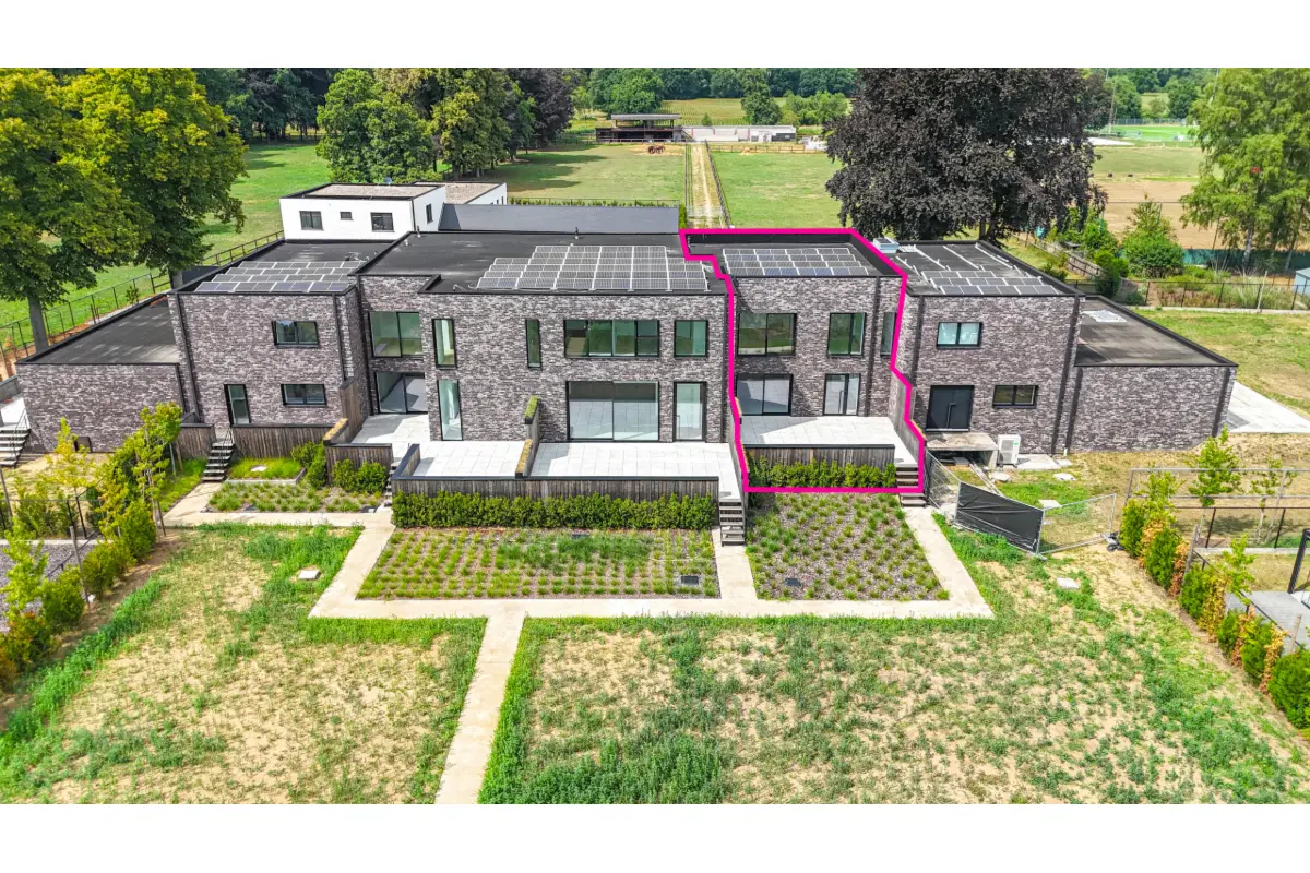 Huis te  koop in Heusden-Zolder 3550 475000.00€ 4 slaapkamers 318.61m² - Zoekertje 654336