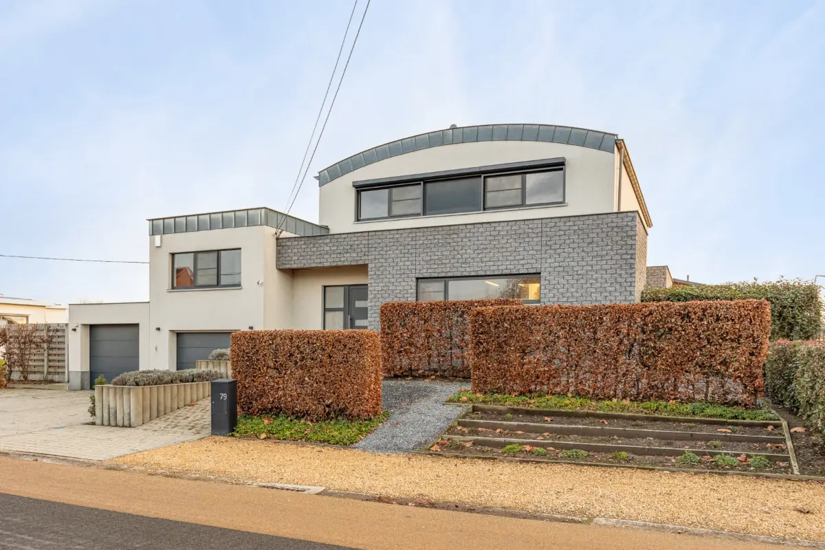 Huis te  koop in Kermt 3510 669000.00€ 5 slaapkamers 287.00m² - Zoekertje 654846