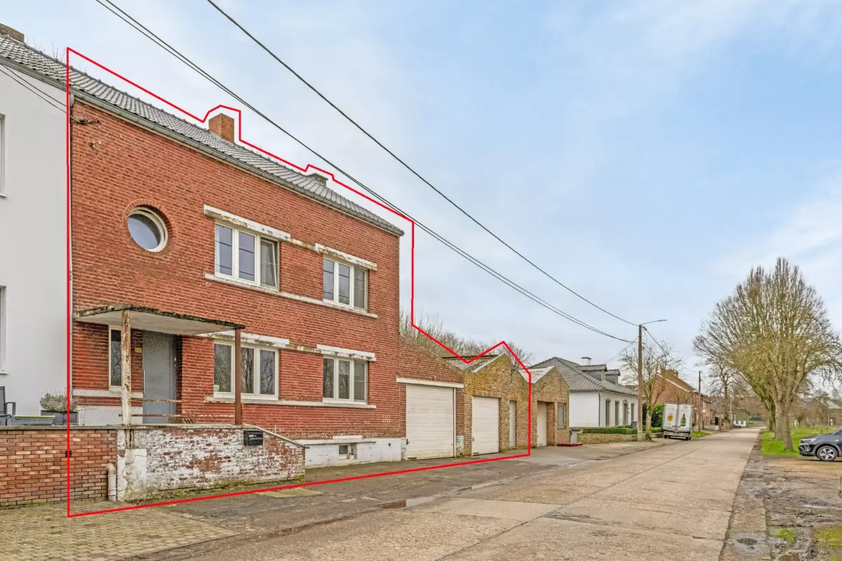 Handelszaak te  koop in Tongeren 3700 149000.00€ 3 slaapkamers 190.00m² - Zoekertje 655539