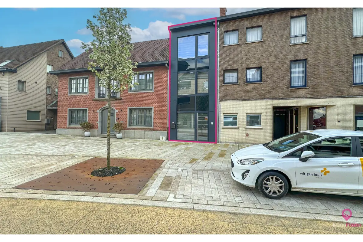 Huis te  koop in Beringen 3580 329000.00€ 3 slaapkamers 140.00m² - Zoekertje 655617