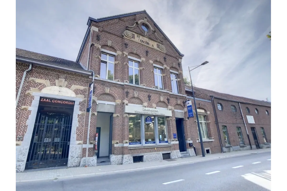 Appartement te  huur in Tongeren 3700 750.00€ 2 slaapkamers m² - Zoekertje 655960