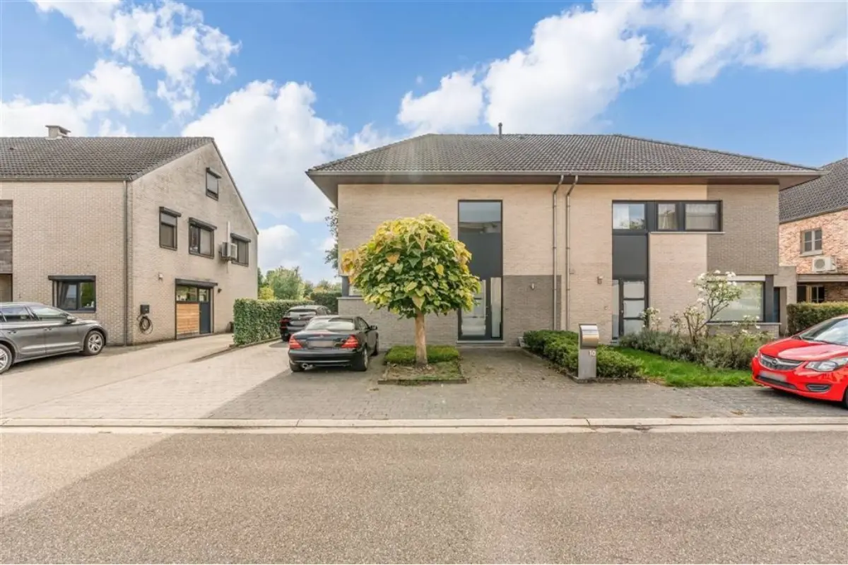 Huis te  koop in Hasselt 3500 515000.00€ 3 slaapkamers 183.00m² - Zoekertje 657410