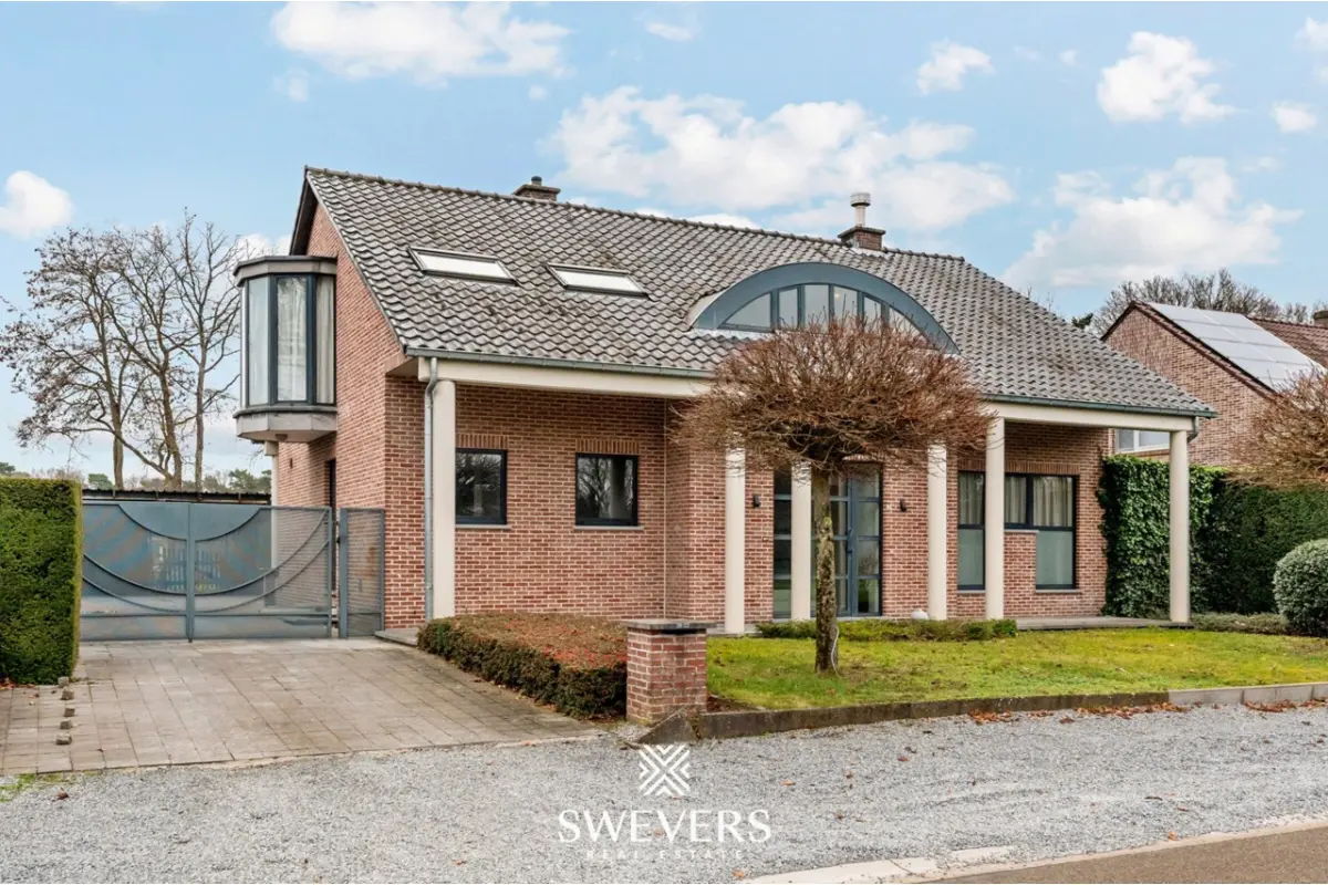 Huis te  koop in Heusden-Zolder 3550 658000.00€ 3 slaapkamers 265.00m² - Zoekertje 659308