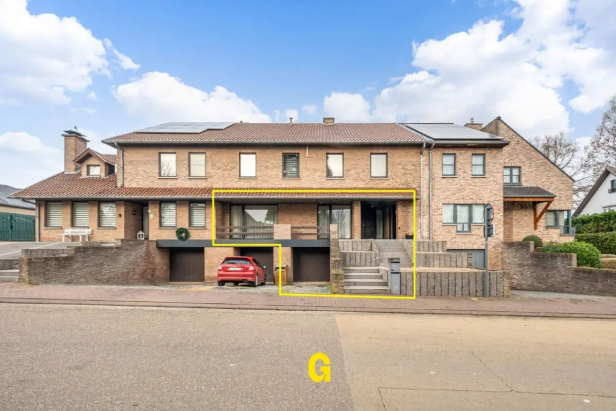 Benedenverdieping te  koop in Hoeselt 3730 240000.00€ 3 slaapkamers 124.00m² - Zoekertje 658619