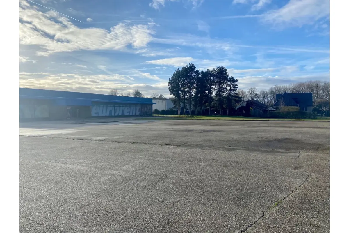 Grond te  huur in Hasselt 3500 11499.00€  slaapkamers m² - Zoekertje 660878