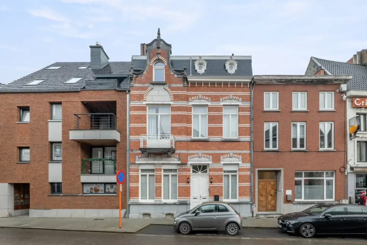 Huis te  koop in Sint-Truiden 3800 825000.00€ 4 slaapkamers 333.00m² - Zoekertje 662199