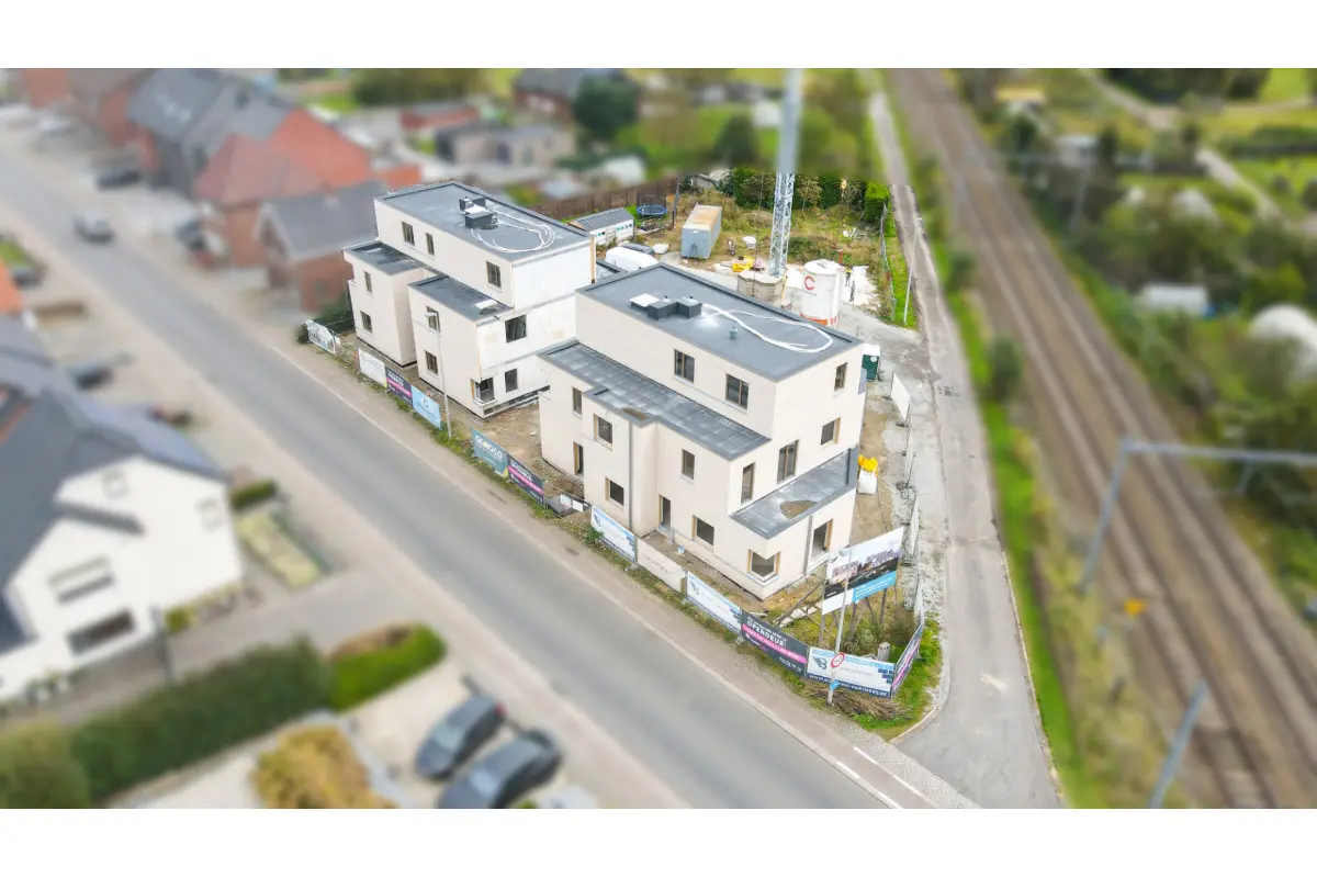 Appartement te  koop in Heusden-Zolder 3550 0.00€  slaapkamers m² - Zoekertje 662429