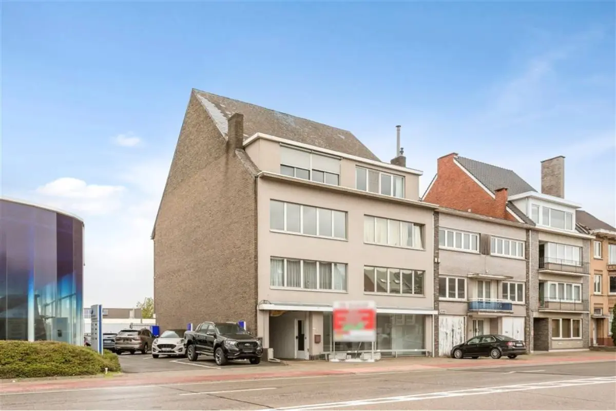 Handelszaak te  koop in Hasselt 3500 228500.00€  slaapkamers 265.00m² - Zoekertje 662184
