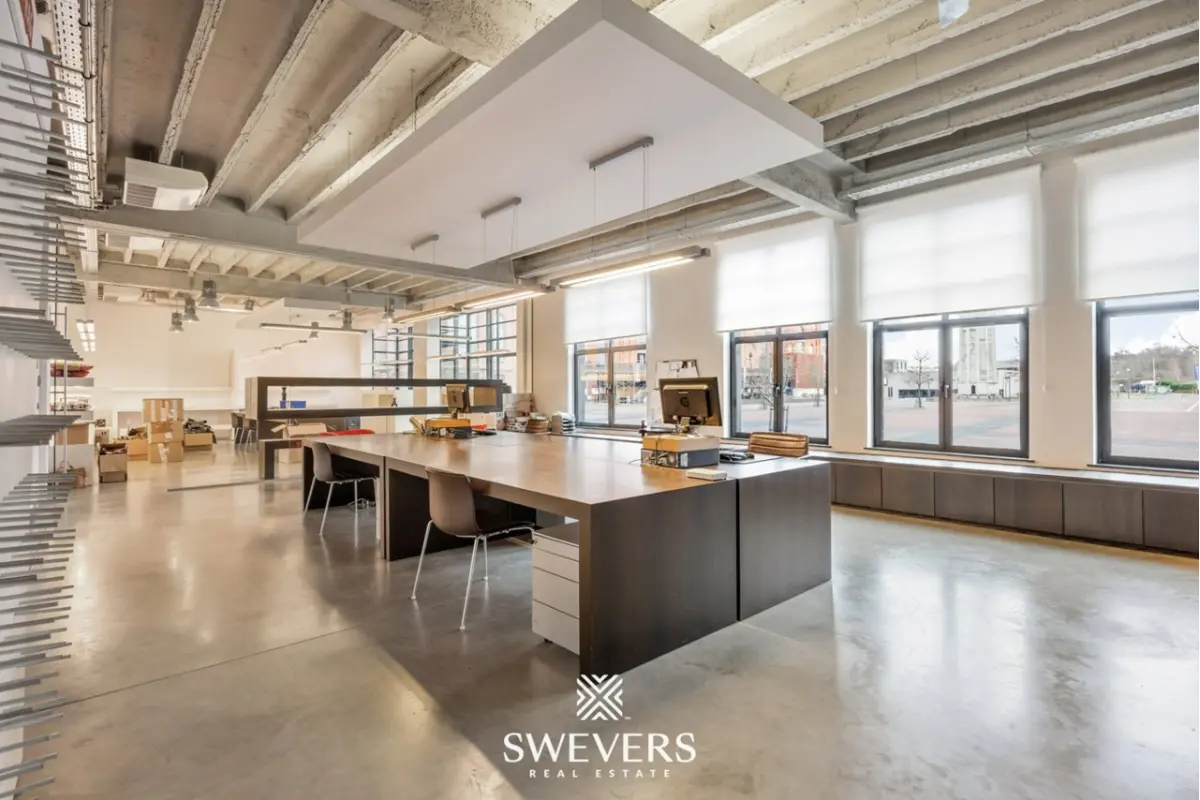 Handelszaak te  koop in Heusden-Zolder 3550 549000.00€  slaapkamers 255.00m² - Zoekertje 663439