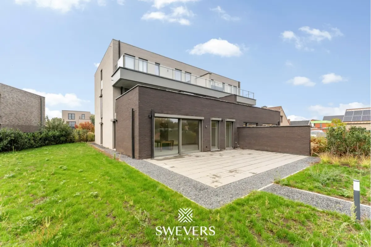 Appartement te  koop in Heusden-Zolder 3550 475000.00€ 2 slaapkamers 208.00m² - Zoekertje 663438