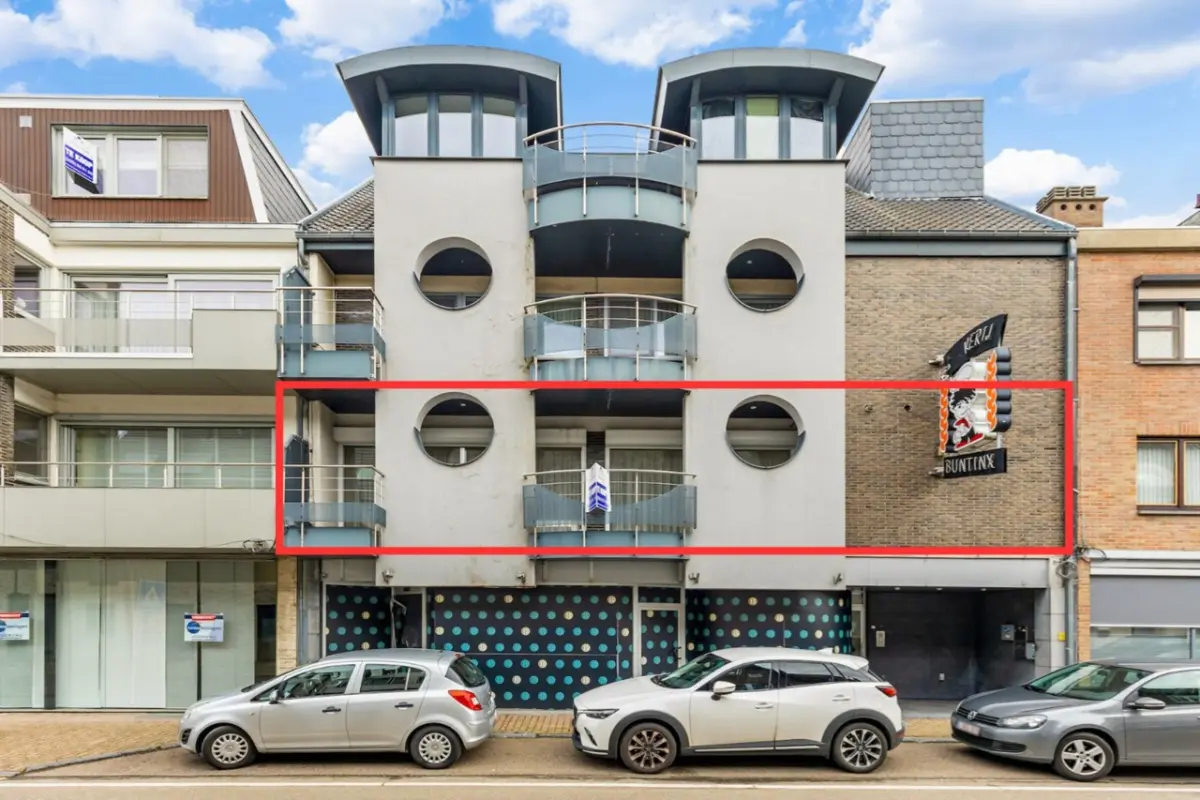 Appartement te  koop in Neeroeteren 3680 295000.00€ 2 slaapkamers 130.00m² - Zoekertje 665568