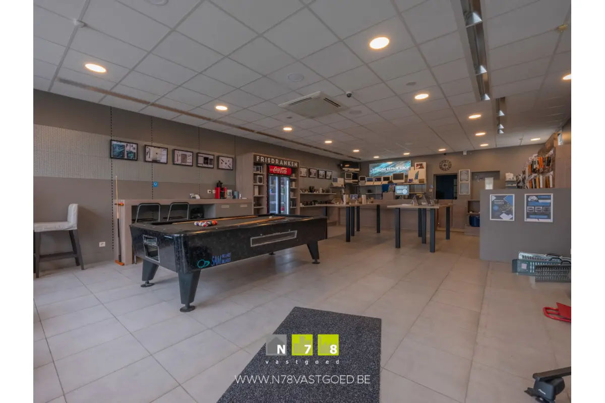 Handelszaak te  koop in Dilsen-Stokkem 3650 199000.00€  slaapkamers 120.00m² - Zoekertje 668373