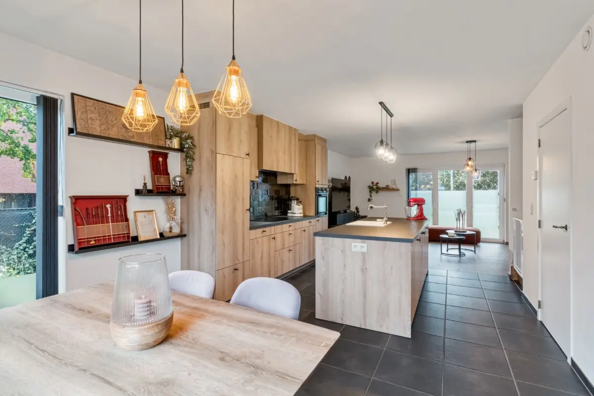 Huis te  koop in Genk 3600 415000.00€ 5 slaapkamers 155.00m² - Zoekertje 668432