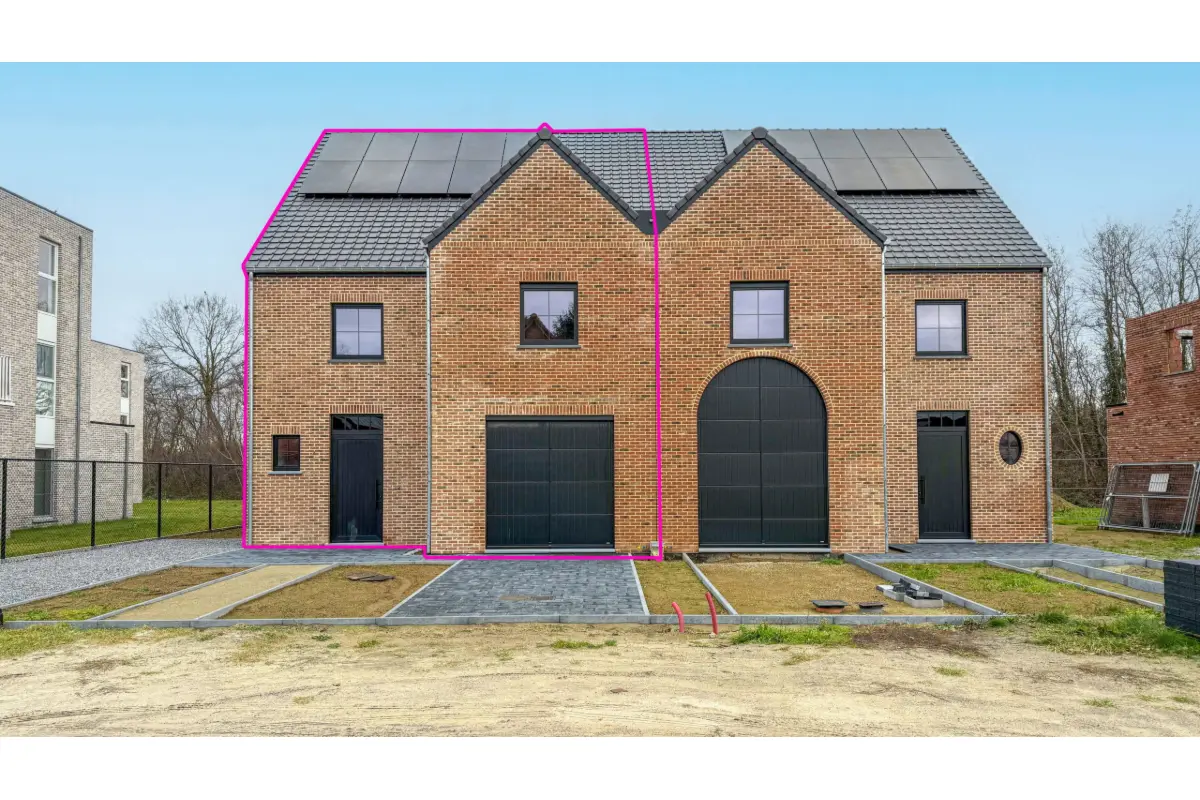 Huis te  koop in Leopoldsburg 3970 489000.00€ 5 slaapkamers 200.00m² - Zoekertje 668036