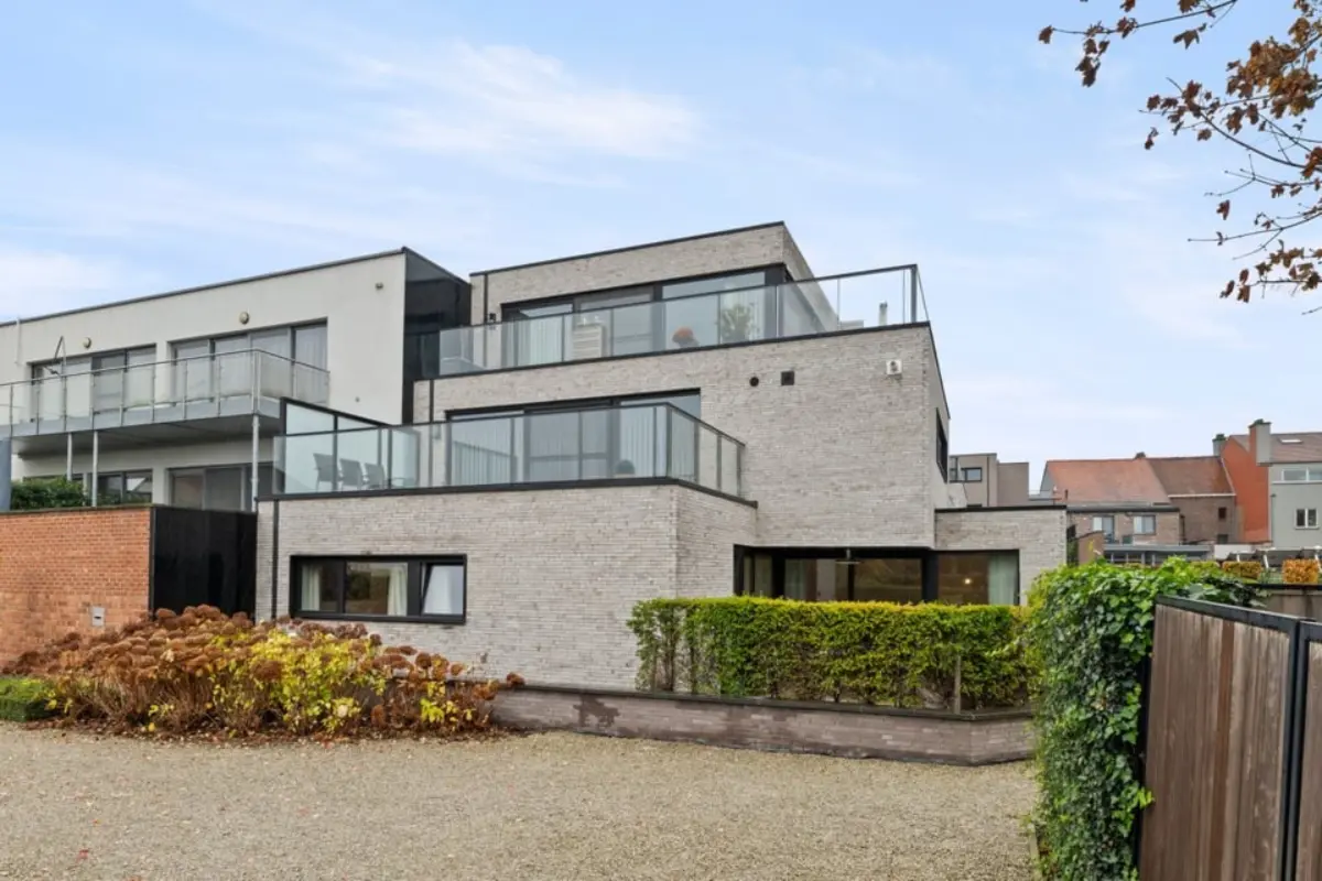 Appartement te  koop in Sint-Truiden 3800 345000.00€ 3 slaapkamers 106.00m² - Zoekertje 667786