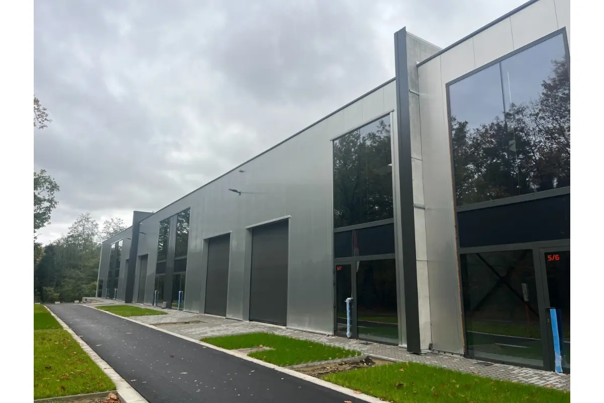 Handelszaak te  koop in As 3665 421500.00€  slaapkamers m² - Zoekertje 670295