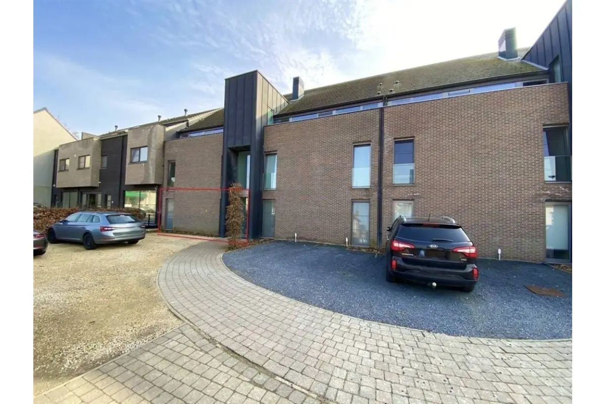 Benedenverdieping te  huur in Ham 3945 1050.00€ 2 slaapkamers 101.00m² - Zoekertje 670282