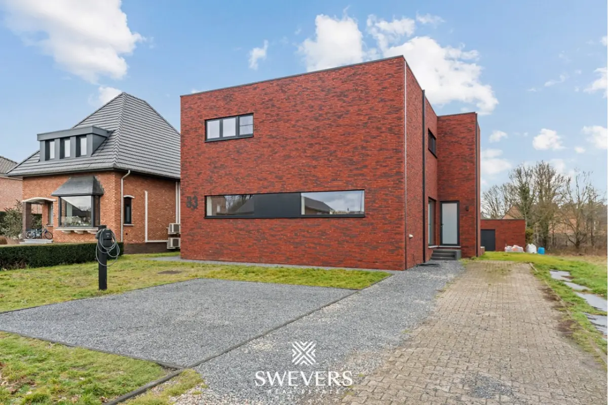 Huis te  koop in Heusden-Zolder 3550 589000.00€ 3 slaapkamers 215.00m² - Zoekertje 669108