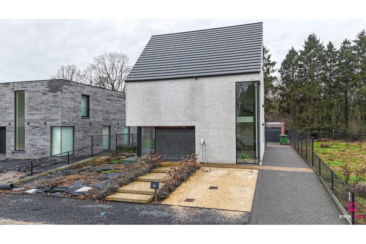 Huis te  koop in Koersel 3582 599000.00€ 5 slaapkamers 270.00m² - Zoekertje 671802