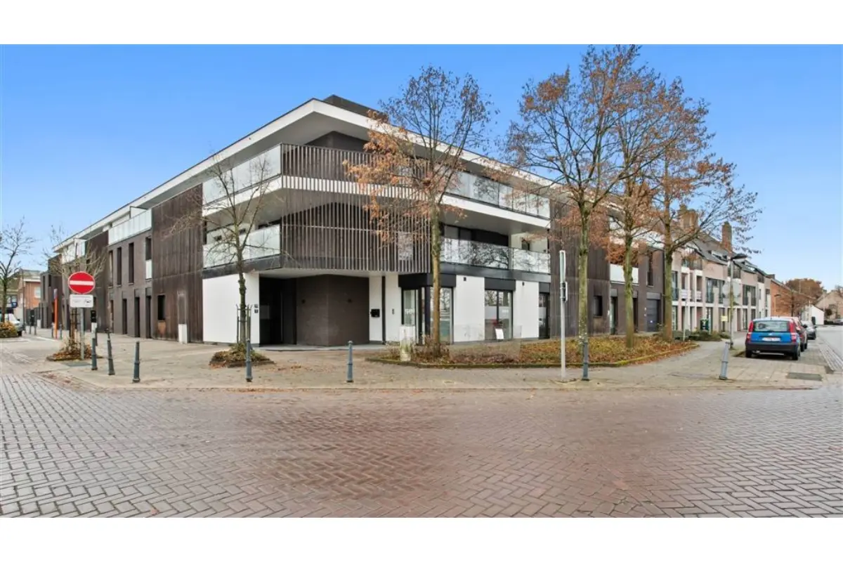 Appartement te  huur in Heusden 3550 775.00€ 1 slaapkamers 53.00m² - Zoekertje 672657