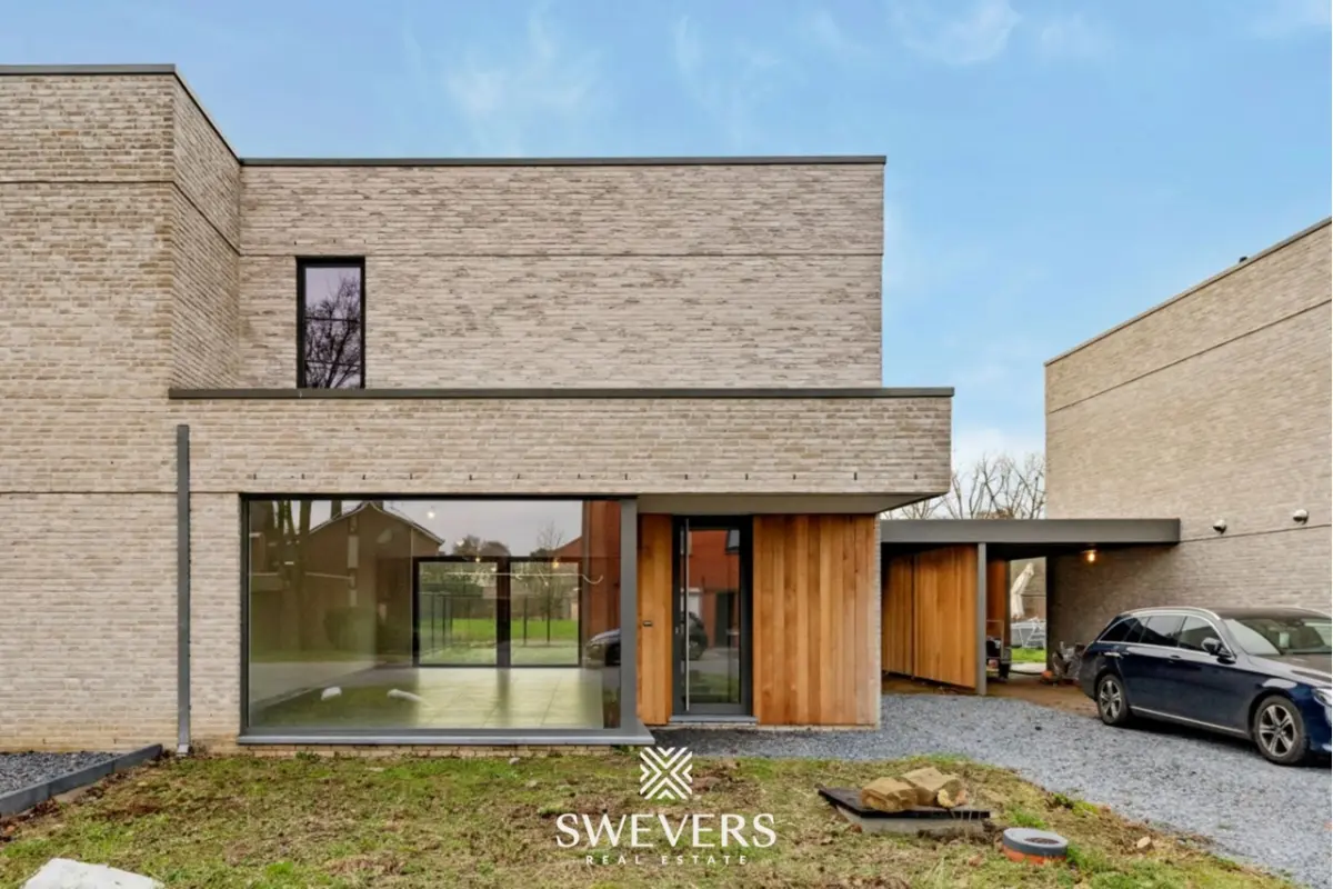 Huis te  koop in Beringen 3580 377435.00€ 3 slaapkamers 143.00m² - Zoekertje 672732