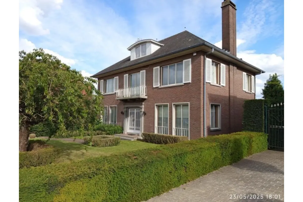 Huis te  koop in Tongeren 3700 558000.00€ 4 slaapkamers 230.00m² - Zoekertje 751326