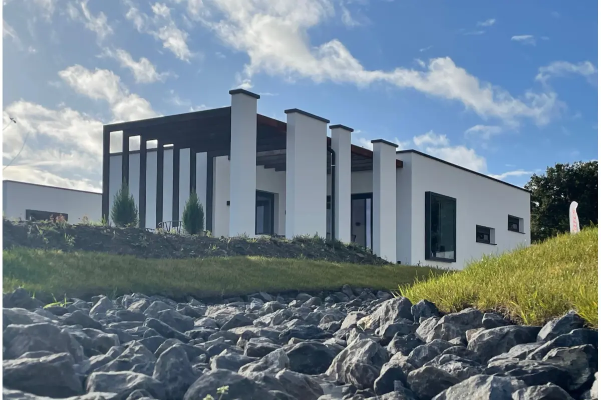 Huis te  koop in Zutendaal 3690 245000.00€ 3 slaapkamers m² - Zoekertje 674790