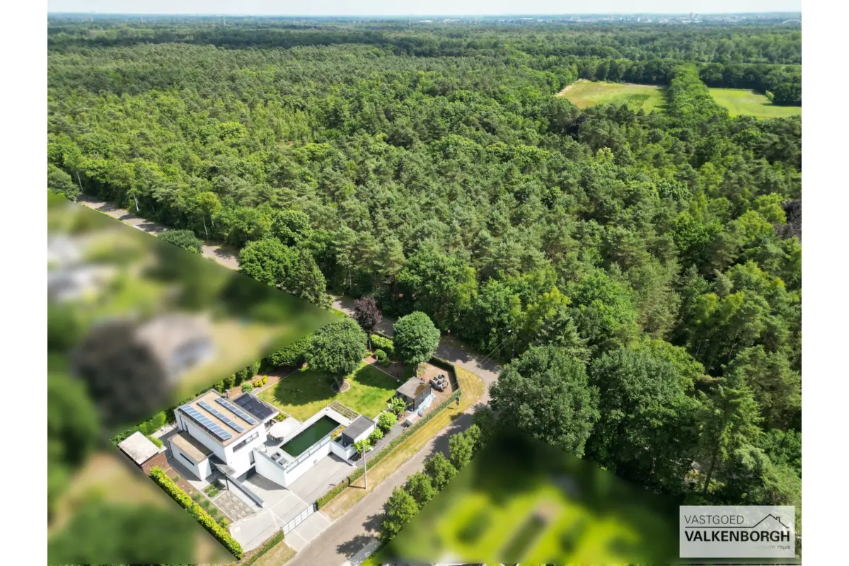 Huis te  koop in Heusden-Zolder 3550 0.00€ 3 slaapkamers 230.00m² - Zoekertje 675042