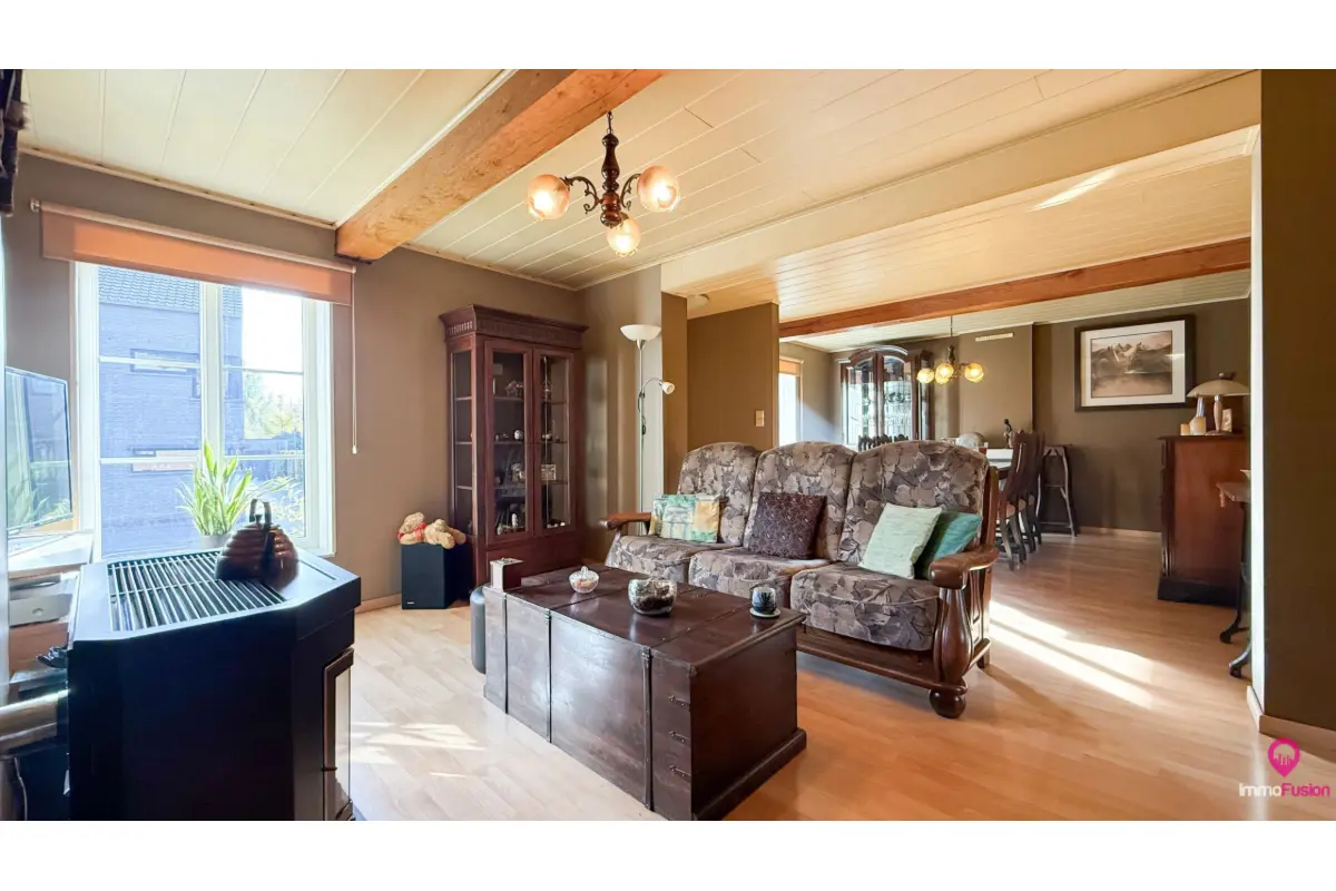 Huis te  koop in Hasselt 3500 275000.00€ 3 slaapkamers 185.00m² - Zoekertje 675029