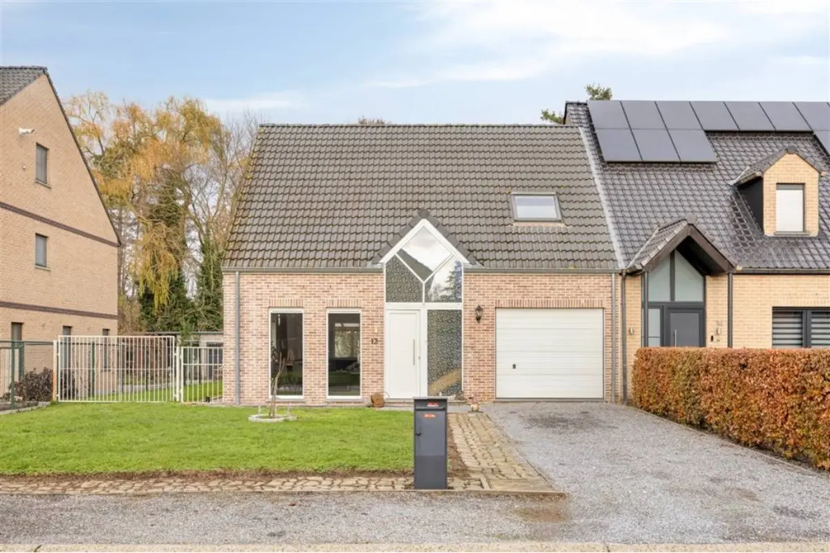 Huis te  koop in Heusden-Zolder 3550 395000.00€ 3 slaapkamers 138.00m² - Zoekertje 675280