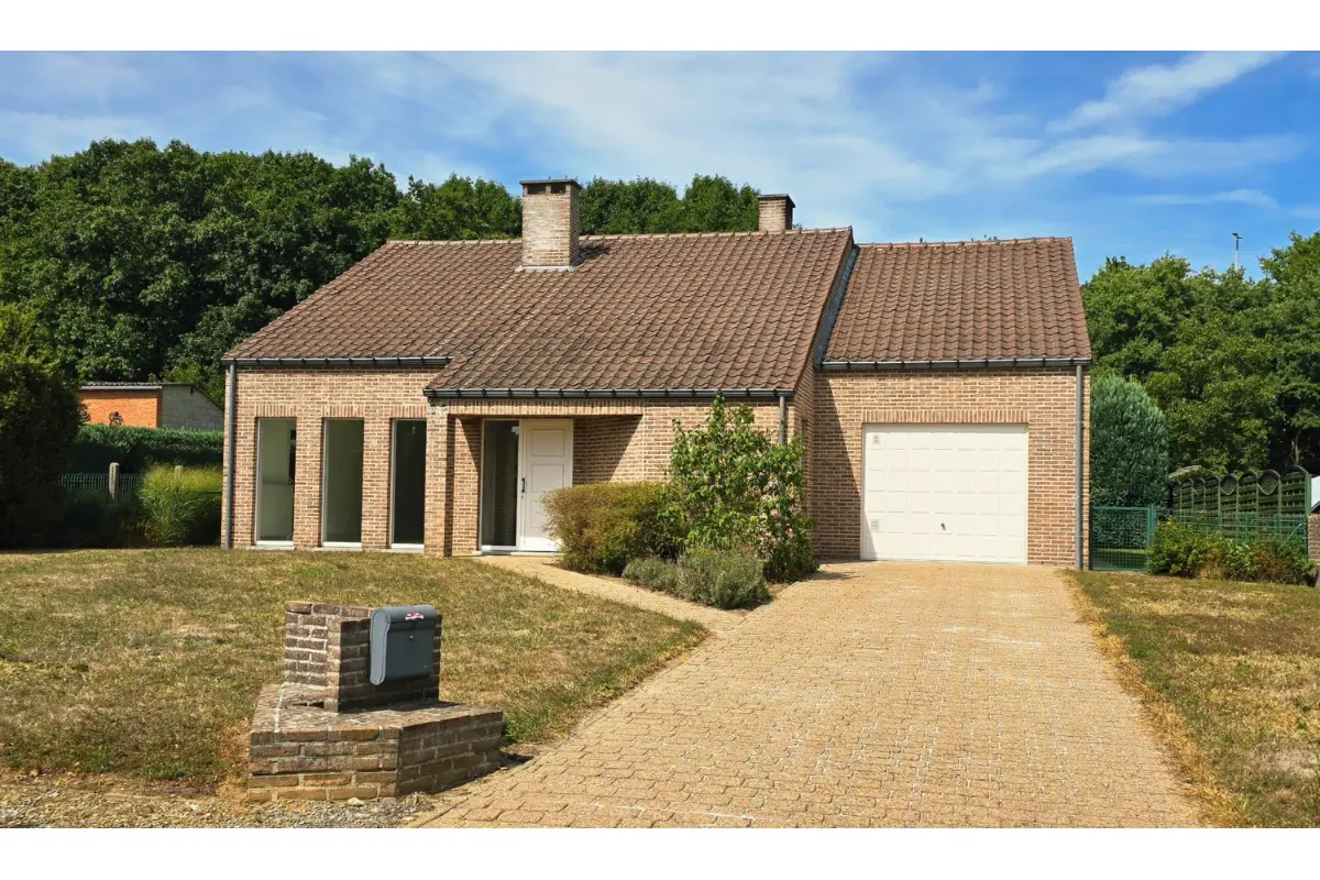 Huis te  koop in Lummen 3560 350000.00€ 3 slaapkamers 159.00m² - Zoekertje 676047