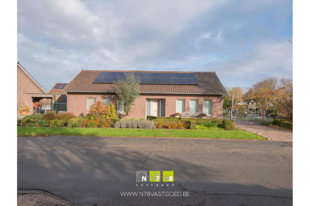 Huis te  koop in Maaseik 3680 514000.00€ 5 slaapkamers 195.00m² - Zoekertje 676207