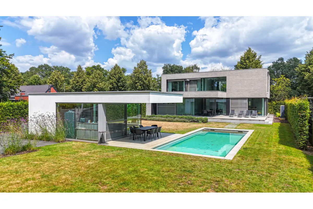 Huis te  koop in Koersel 3582 1245000.00€ 4 slaapkamers 347.00m² - Zoekertje 677453