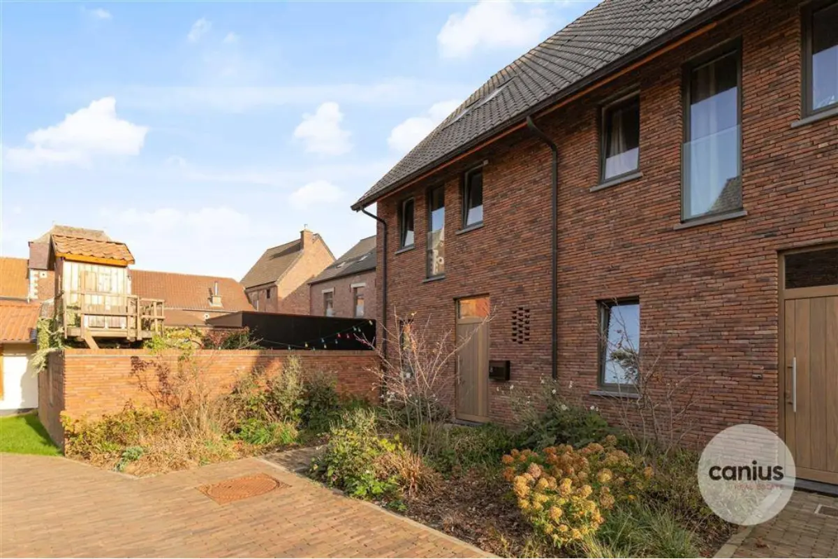 Huis te  koop in Sint-Truiden 3800 398000.00€ 3 slaapkamers 155.00m² - Zoekertje 677227