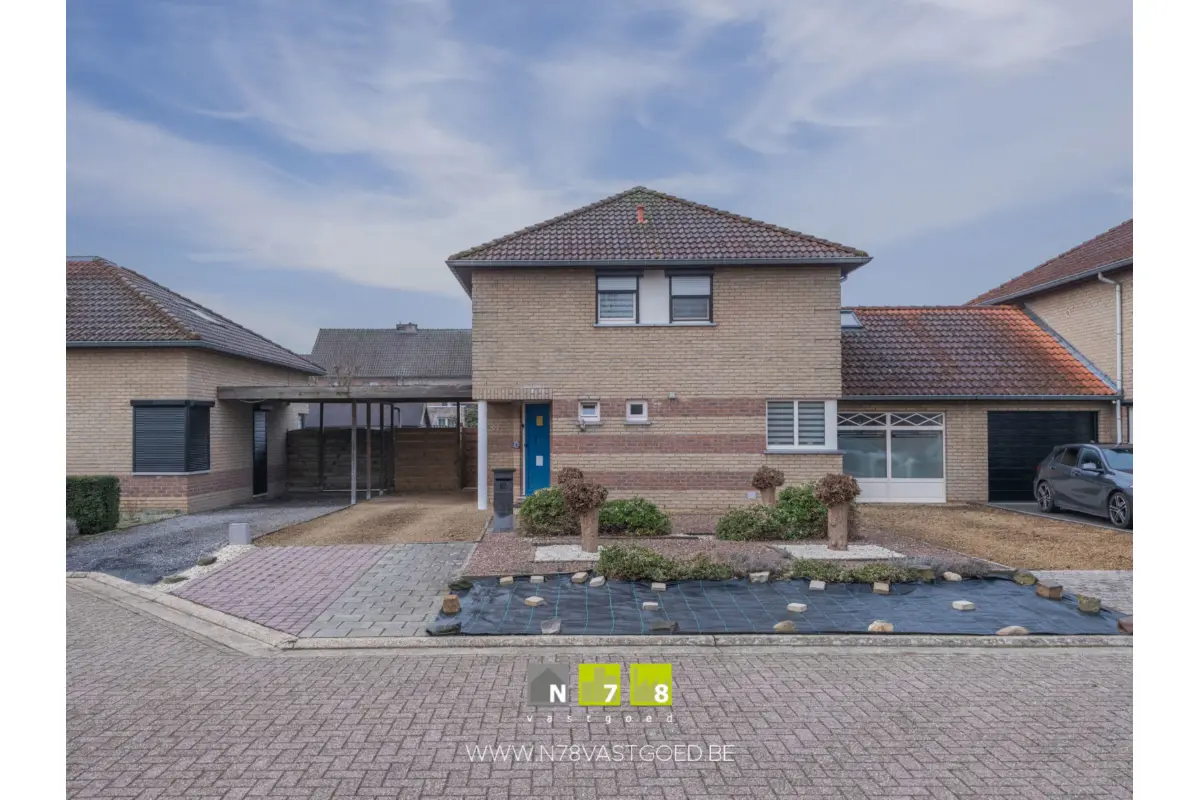 Huis te  koop in Maaseik 3680 359000.00€ 3 slaapkamers 150.00m² - Zoekertje 677613