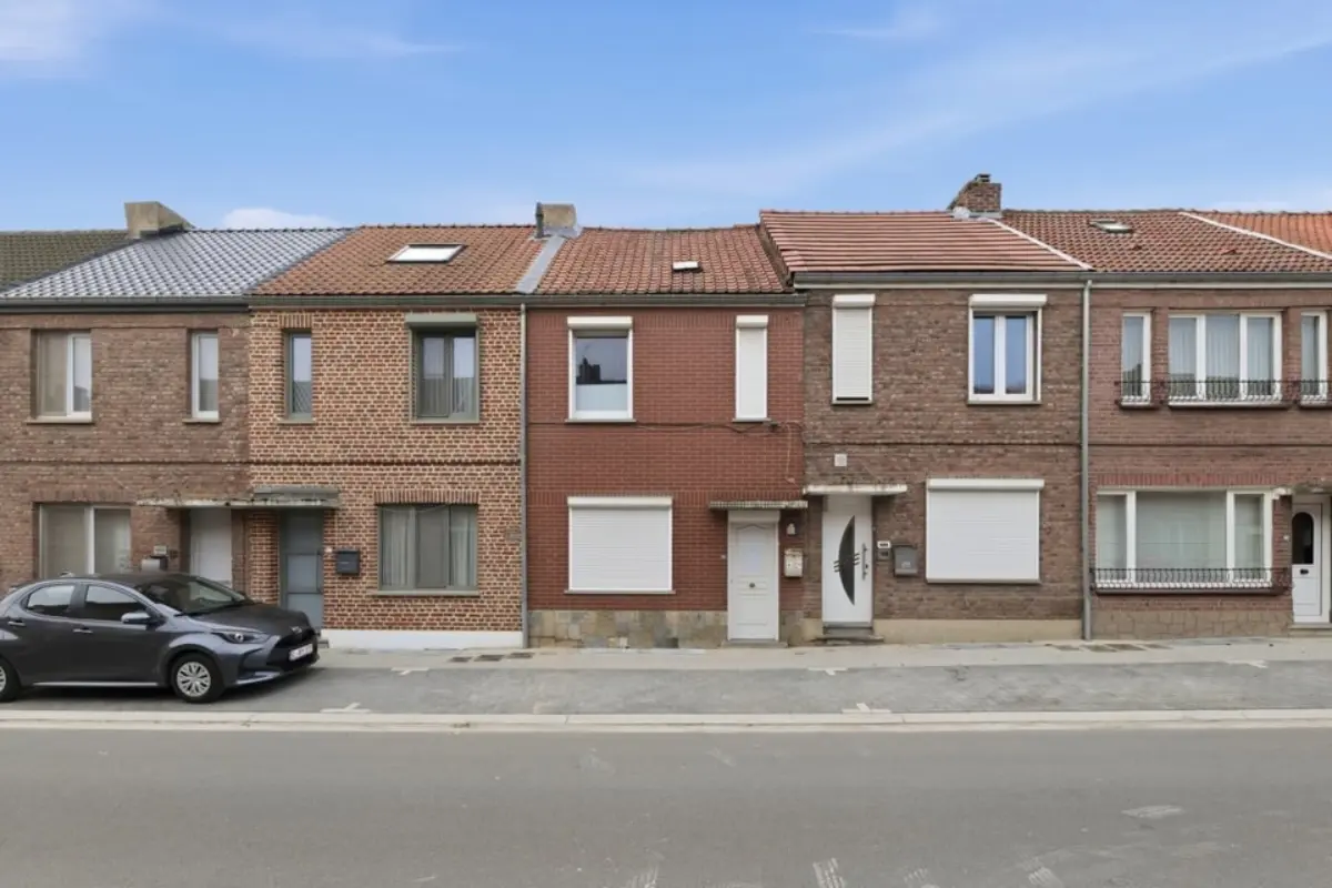 Huis te  koop in Berg 3700 169900.00€ 4 slaapkamers 121.00m² - Zoekertje 767480