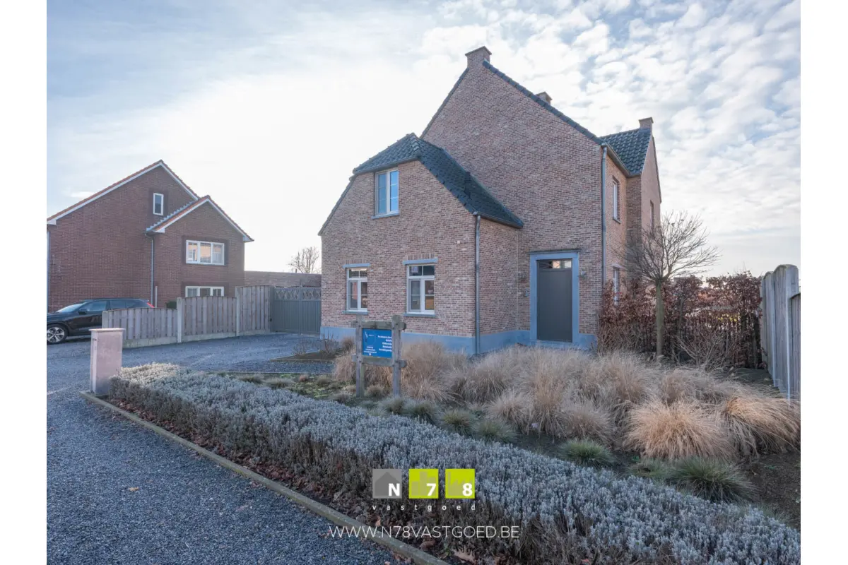 Huis te  koop in Maaseik 3680 745000.00€ 4 slaapkamers 177.00m² - Zoekertje 679531