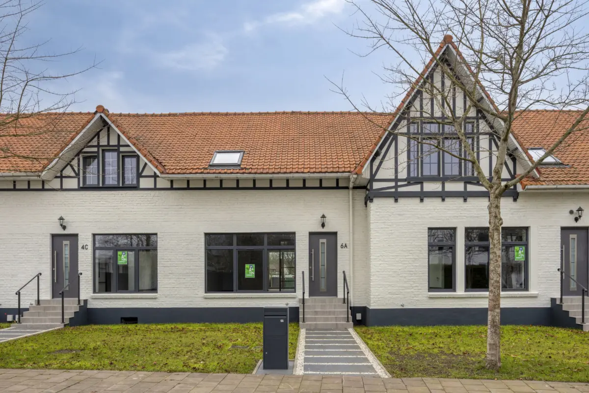 Huis te  koop in Genk 3600 349000.00€ 2 slaapkamers 143.00m² - Zoekertje 679855