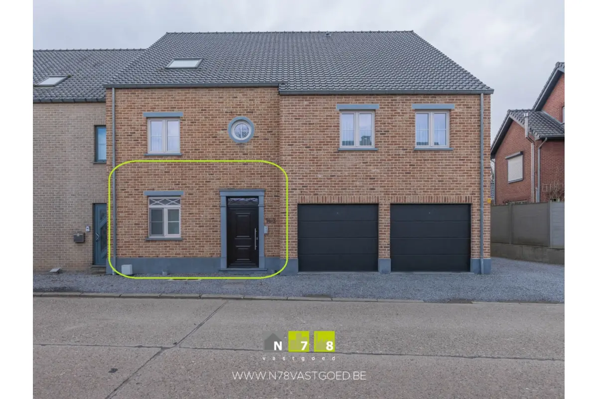 Appartement te  koop in Dilsen-Stokkem 3650 295000.00€ 2 slaapkamers 102.00m² - Zoekertje 679820