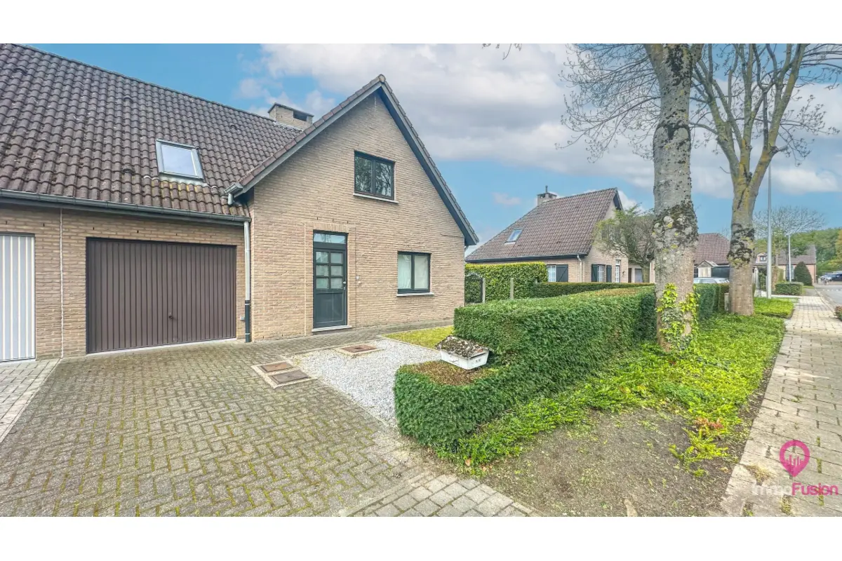 Huis te  huur in Beringen 3580 1200.00€ 3 slaapkamers 195.00m² - Zoekertje 680291