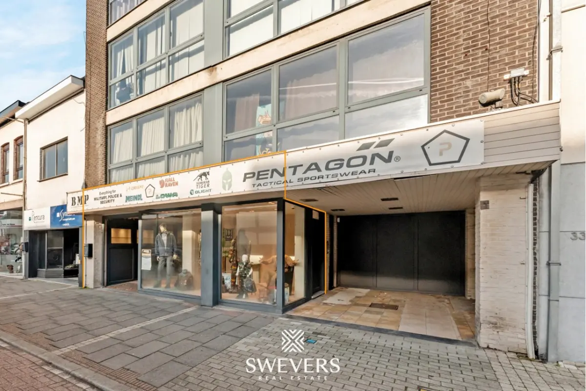 Handelszaak te  koop in Leopoldsburg 3970 450000.00€  slaapkamers m² - Zoekertje 682999