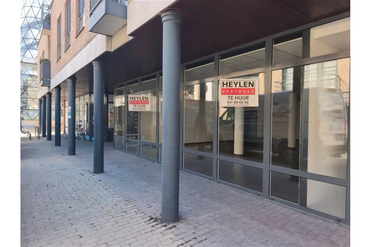 Handelszaak te  huur in Lommel 3920 1150.00€  slaapkamers 105.00m² - Zoekertje 684087