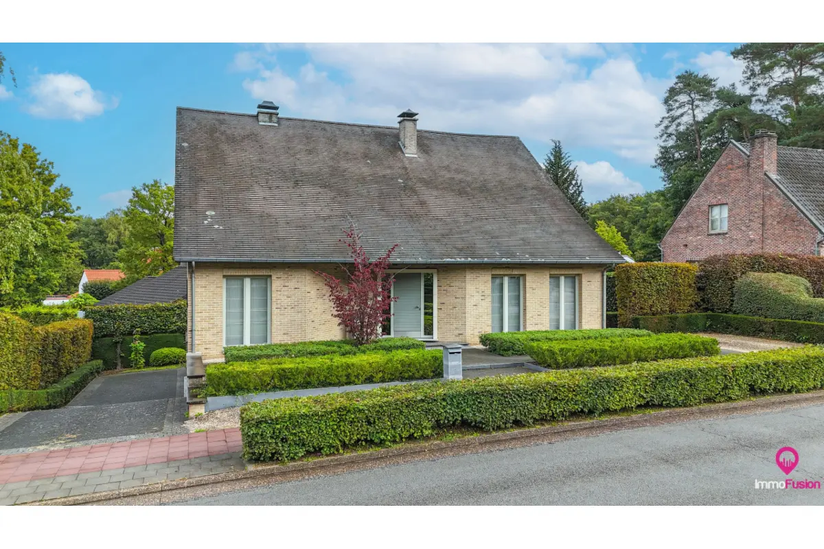 Huis te  koop in Houthalen-Helchteren 3530 599000.00€ 4 slaapkamers 279.00m² - Zoekertje 686879